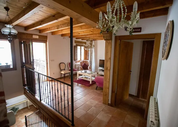 Hotel Rural En Cascadas De *