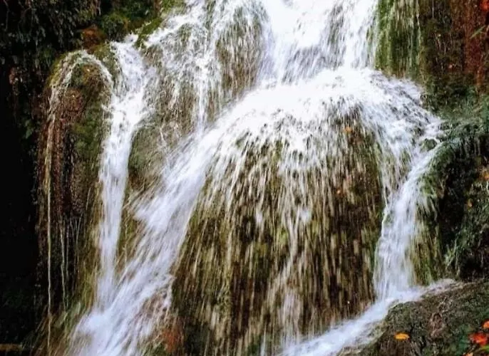 Hotel Rural En Cascadas De